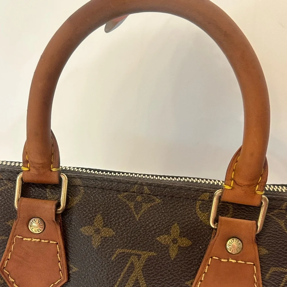 Louis Vuitton Monogram Speedy 25 - Picture 8 of 13